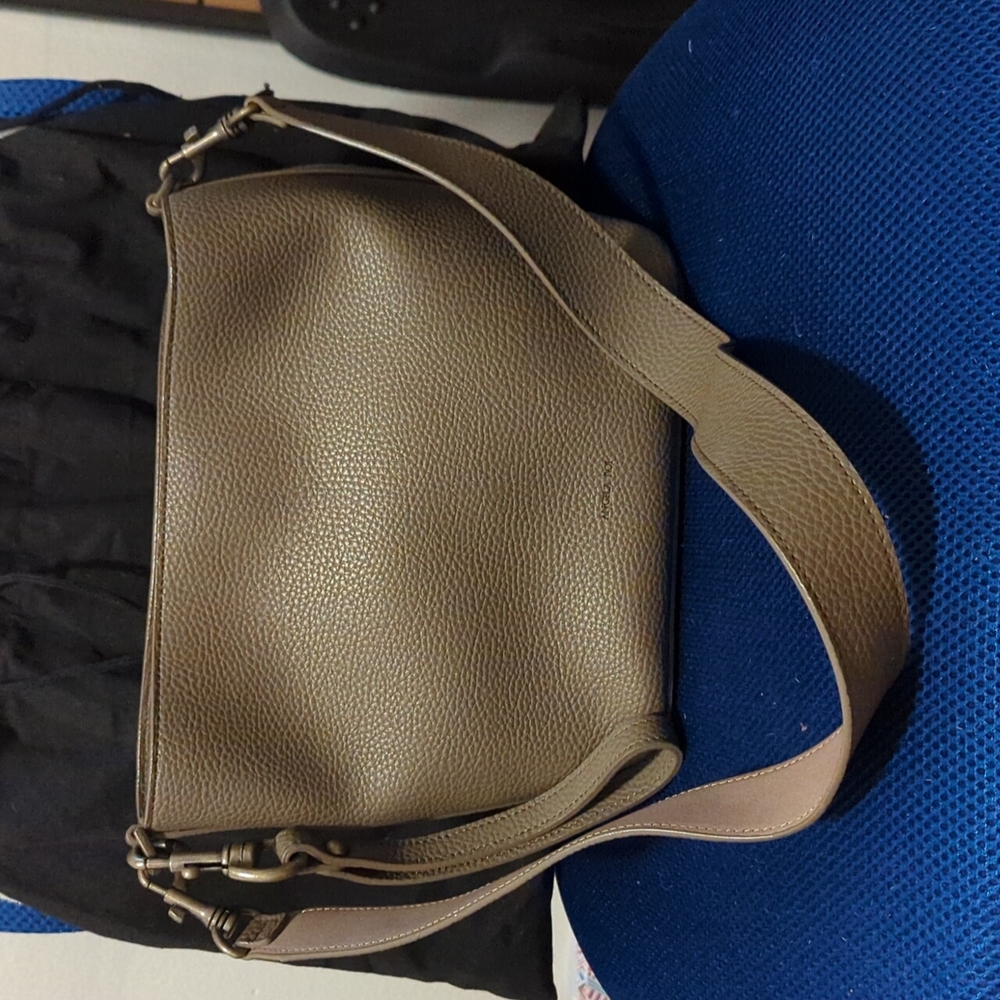 Angela Roi Angelou Mini Bucket in Ash Brown